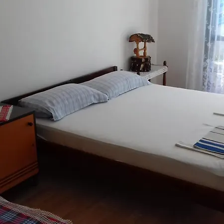 Mira Apartment