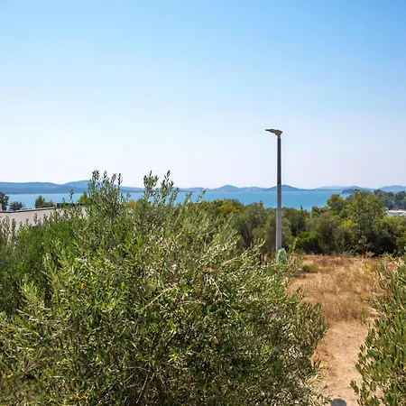 Appartement Mira Pirovac